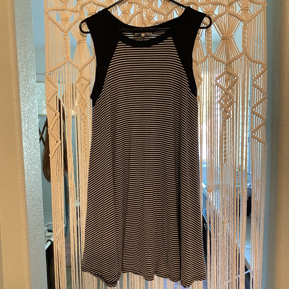 Black and white summer dress